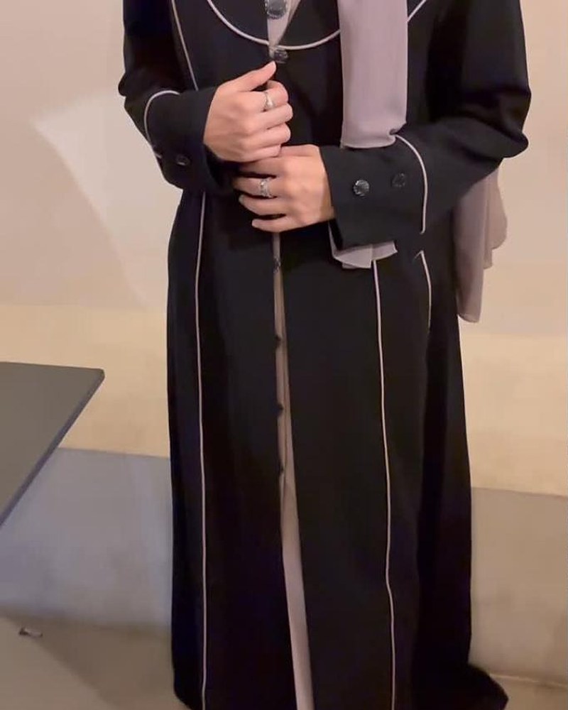 Contrast Piped Abaya