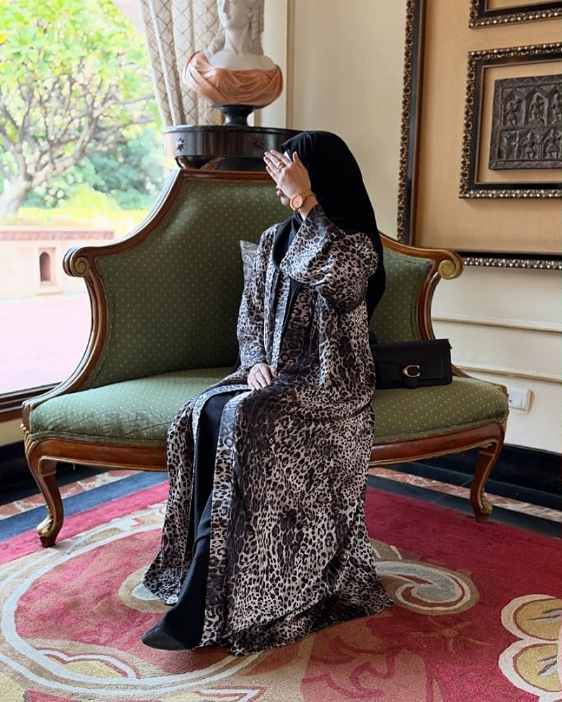 Wild Grace Leopard Abaya
